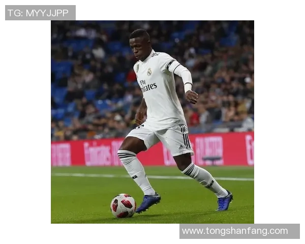 维尼修斯：从天才少年到足球巨星的华丽蜕变之路