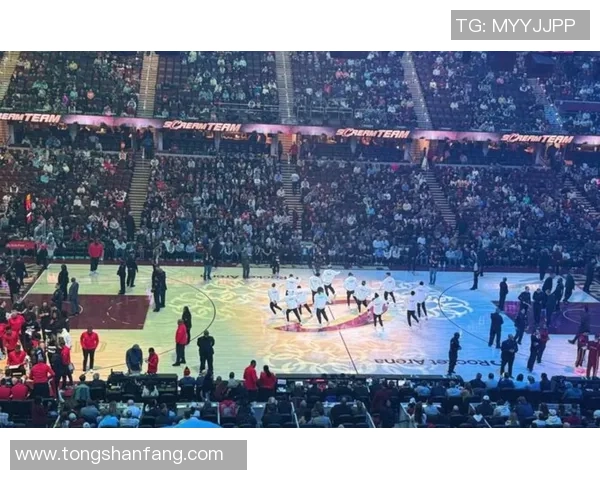 马刺与火箭激战正酣12月23日NBA精彩对决引发球迷热议